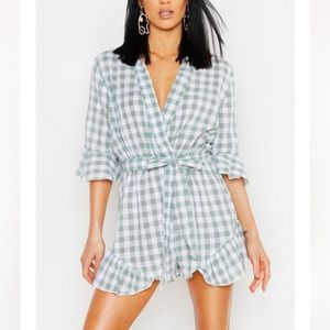 BOOHOO Checkered Romper